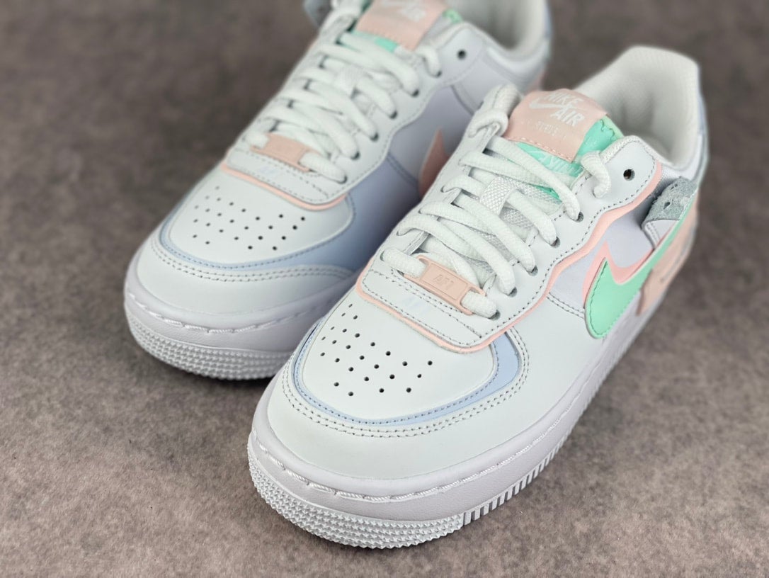 sail barely green air force 1